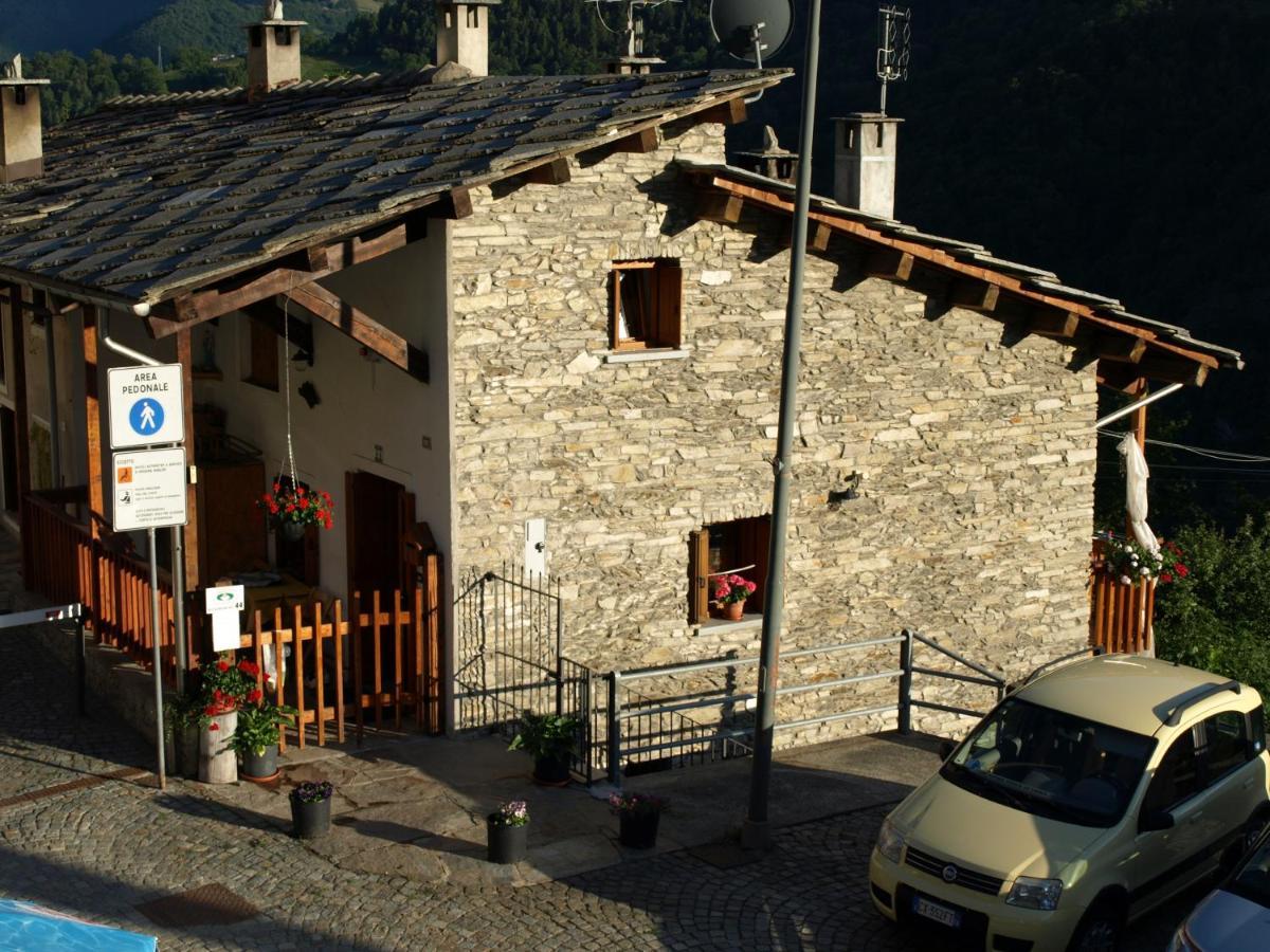 B.&.B 44 Bed & Breakfast Ostana Exterior photo