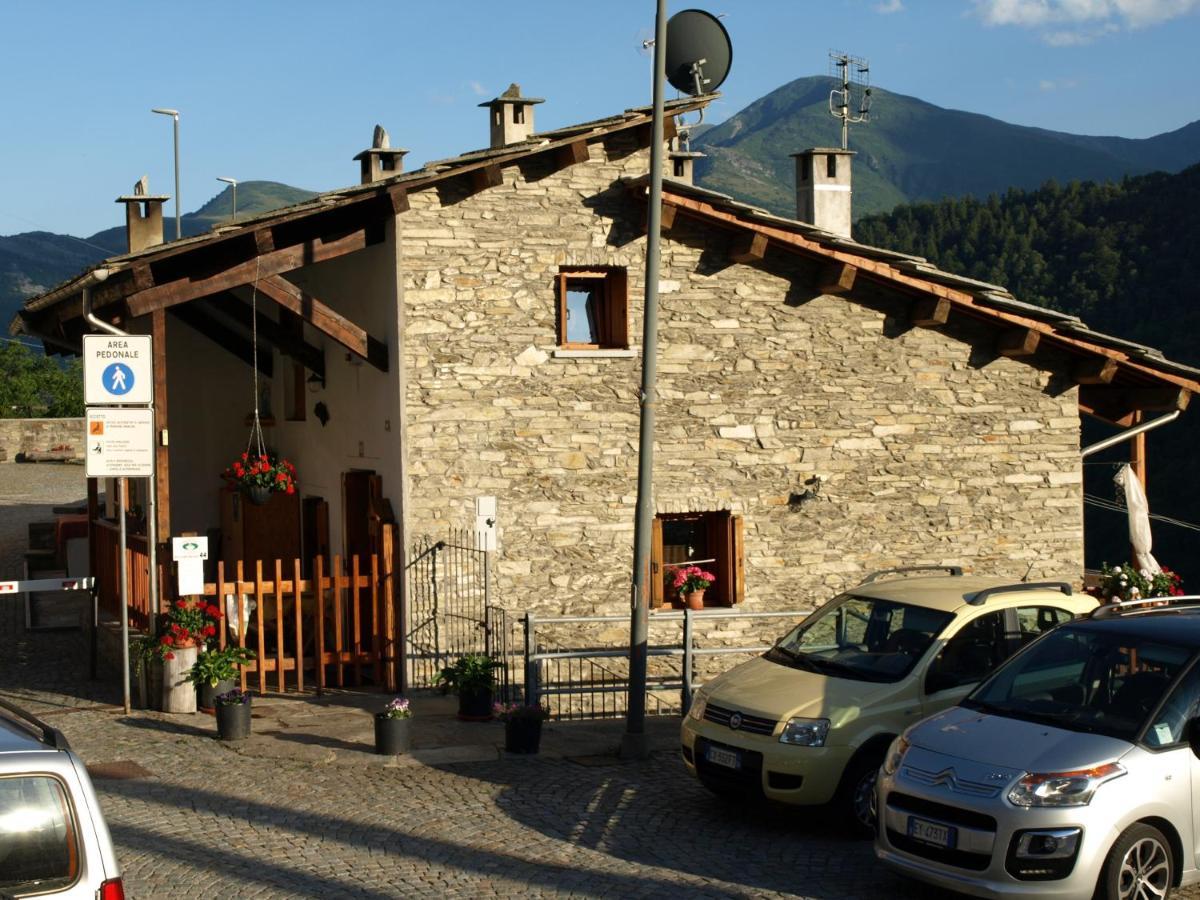 B.&.B 44 Bed & Breakfast Ostana Exterior photo